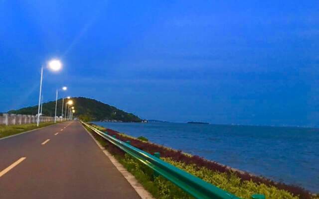 Taihu Baopu Fish Inn