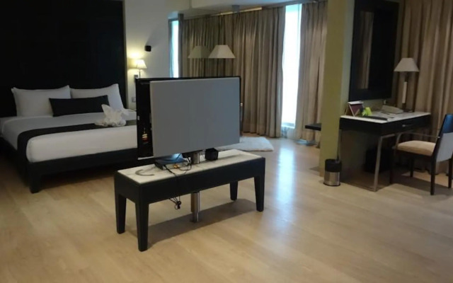 Mirage Hotel