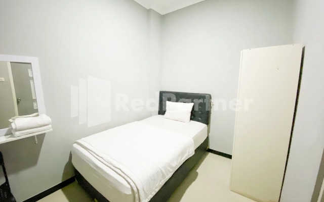 Griya Loka 1 Syariah Near RSUD Dr.Kariadi Mitra RedDoorz – Guest Rooms – Semarang