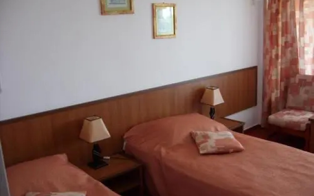 Hotel Condor