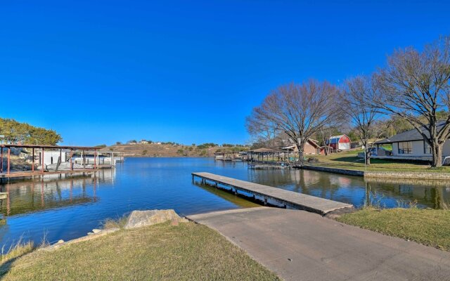 Granbury Home w/ Hot Tub & Furnished Patio!