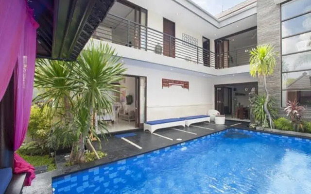 Villa Penelopy