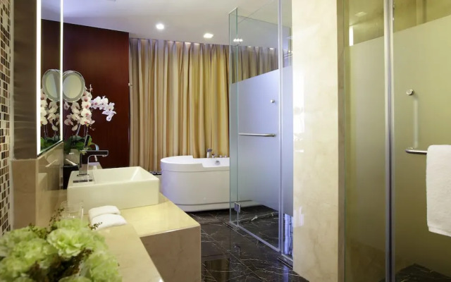 Crowne Plaza Yantai Sea View Yantai
