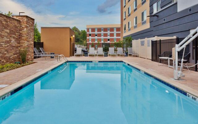 Fairfield Inn & Suites by Marriott Birmingham Colonnade