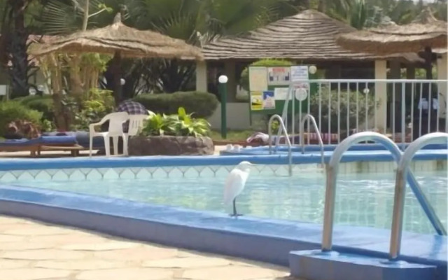 Holiday Beach Club Hotel