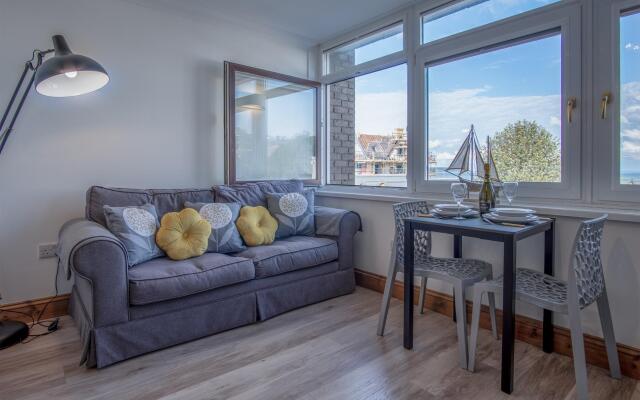 Ocean View - 1 Bedroom Apartment - Saundersfoot