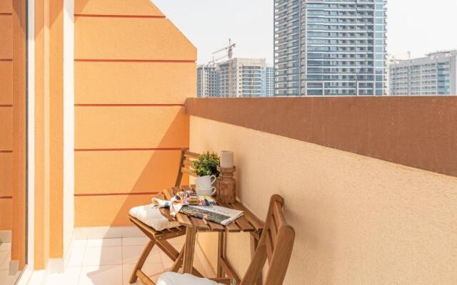 Frank Porter - Canal Residence