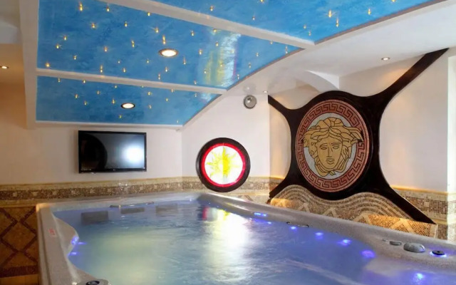 Oficerski Yacht Club Resort & Spa