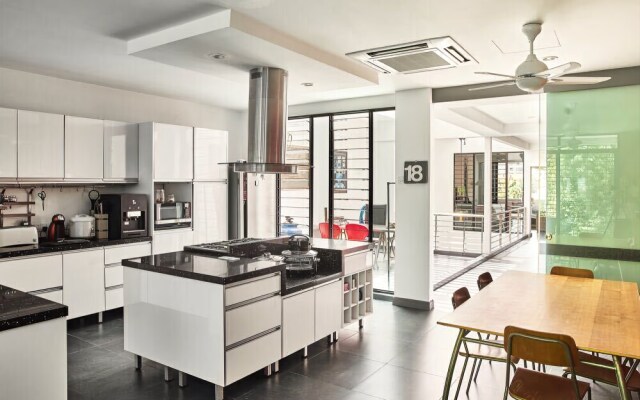 Penang Island Lodge Tanjung Bungah