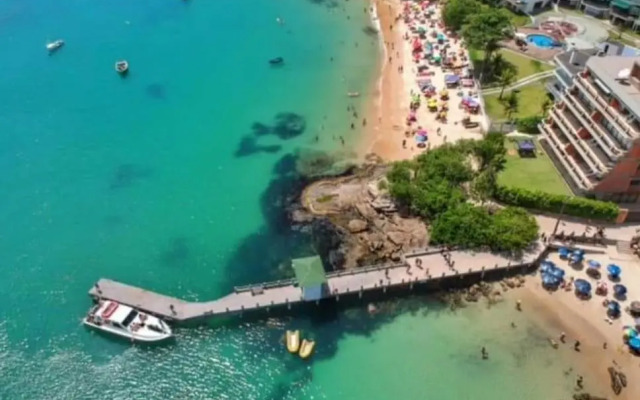 apartamento a 15 metros do mar de bombinhas