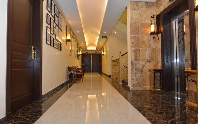 Arto Aparthotel