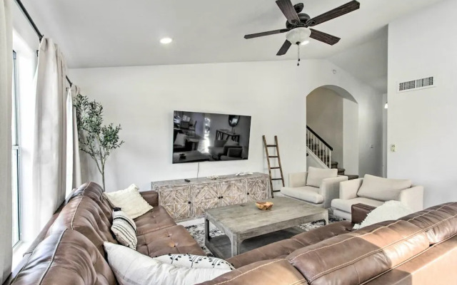 Beautiful Chandler Escape w/ Putting Green & Pool!