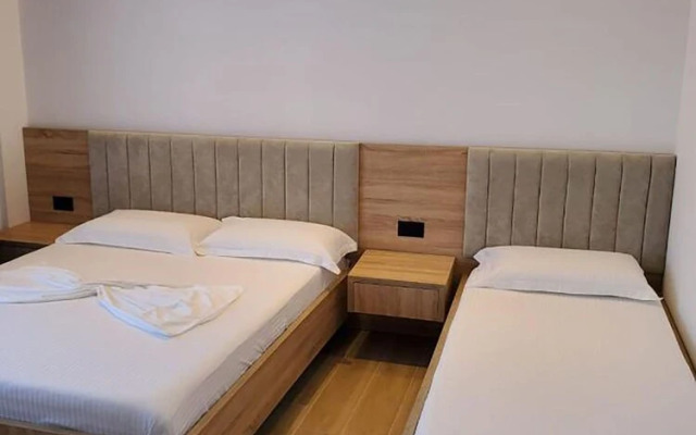 GL Hotel Ksamil