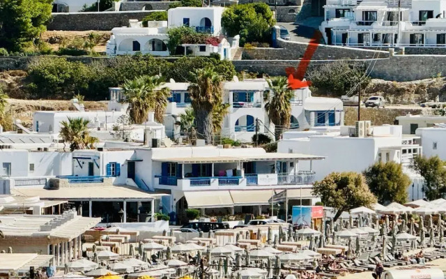Stylish 2 Bd Escape Apt at Ornos Beach