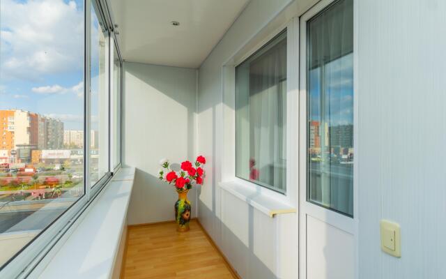 Апартаменты на улице Академика Королёва 7