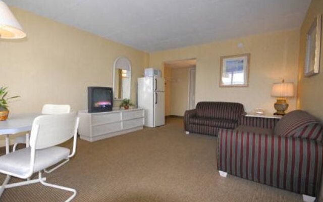 Bristol Plaza Resort Motel