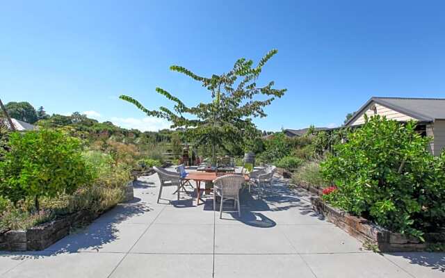 Cedar Park-Bed & Breakfast