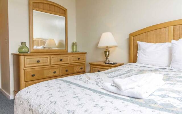 Hibiscus 203A - Two Bedroom Condo