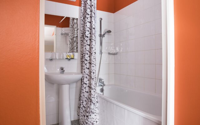 Hotel Paris La Fayette