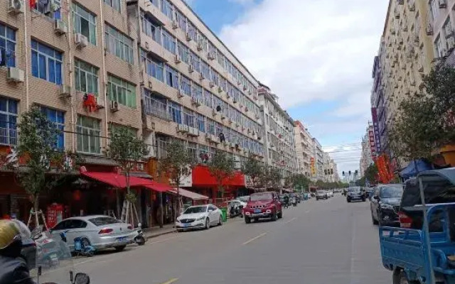 Micro Apple Esports Hotel (Intime Store)