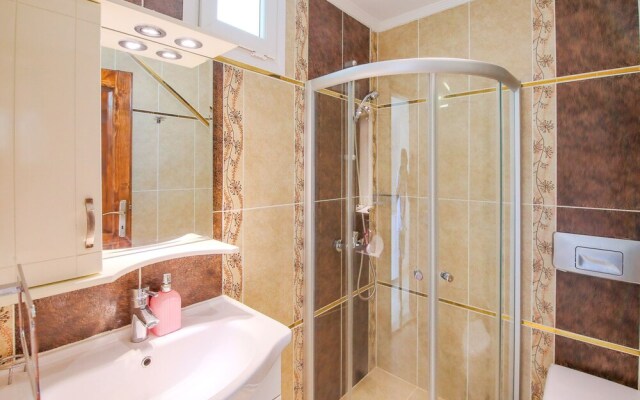 Villa Sadem by Akdenizvillam