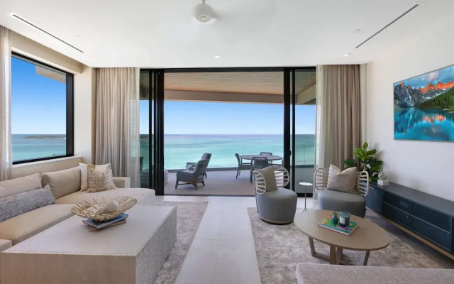 Beachfront 3 Bedroom Luxury Residence