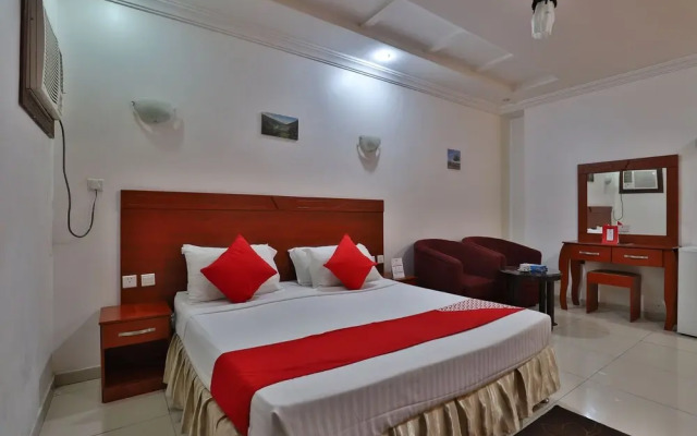 OYO 334 Taraf Jeddah Hotel