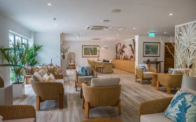 Acajou Beach Resort