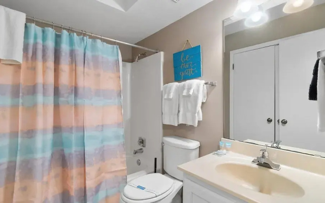 Driftwood Towers #4E by Southern Vacation Rentals