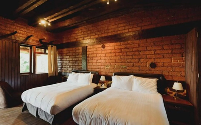 Loto Azul Resort and Spa