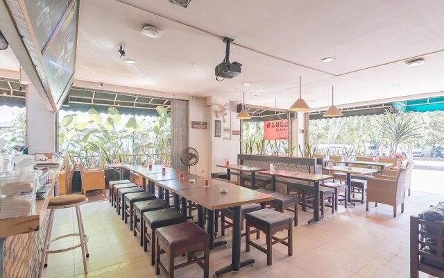 D'soedoet by RedDoorz