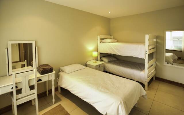 Sandbaai Villa Langebaan 7 sleeper