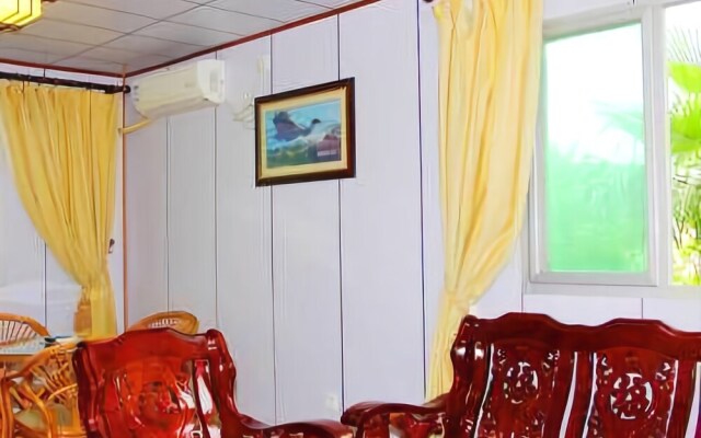Tongcheng Business Hotel