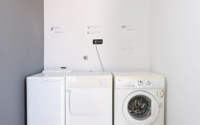 Live Las Aguas House