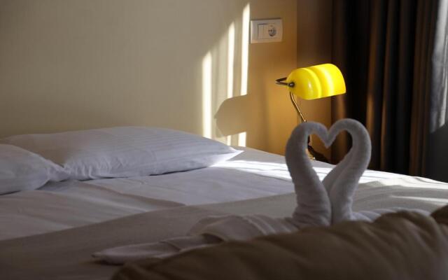 Hotel Happy