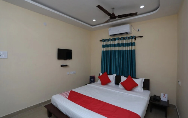 OYO 17376 Hummingbird Inn
