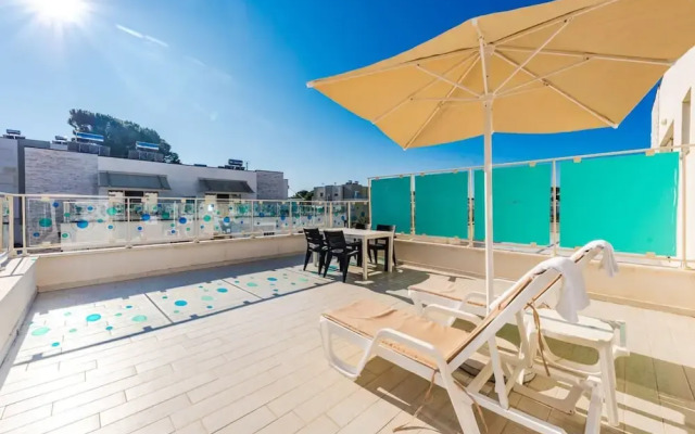 Studio With Amazing Balcony - Kamelia