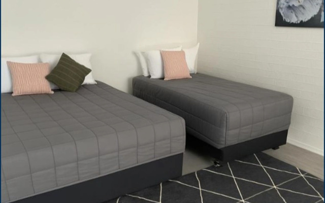 Campbelltown Colonial Motor Inn