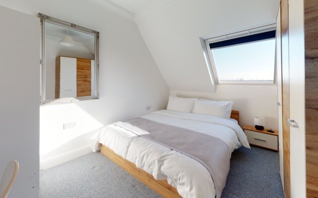 Bridge Apartments by Karah Suites