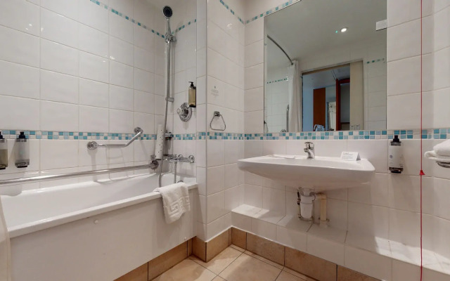 Holiday Inn Milton Keynes - Central by IHG