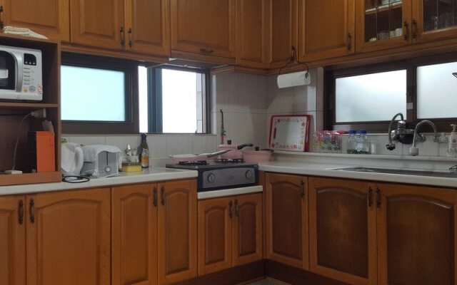 Captain Jeju Guesthouse - Hostel