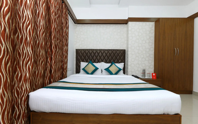OYO 6626 Khaleej Residency