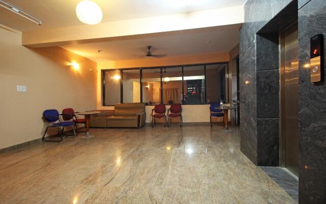 OYO 8496 Hotel SK Regency