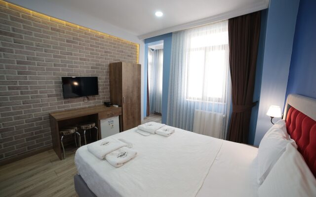 Taksim Park Suites