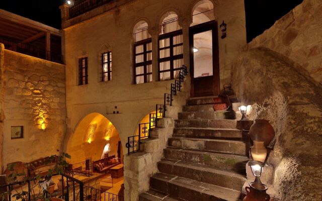 Elaa Cave Hotel