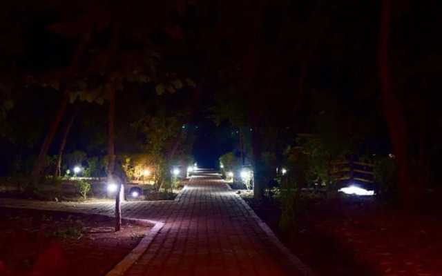 Treebo Premium Mowgli's Den, Pench