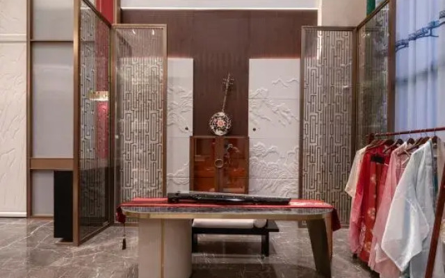 Anqing Taihu County Maison New Century Hotel