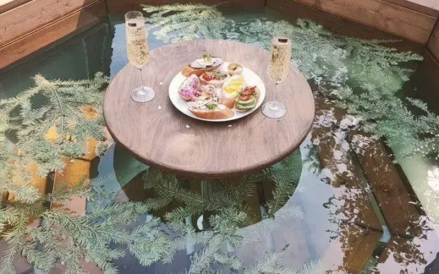 Za Gorodom 66 (За Городом 66)