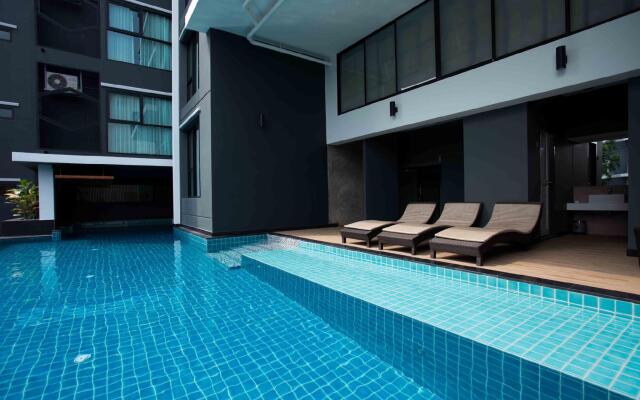 Iconic Hotel Chatuchak