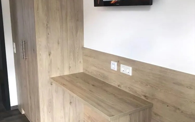 Kraftwerk Relax Motel